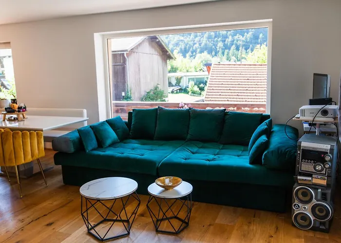 Gemuetliches Gaestezimmer Mit Einigen Extras